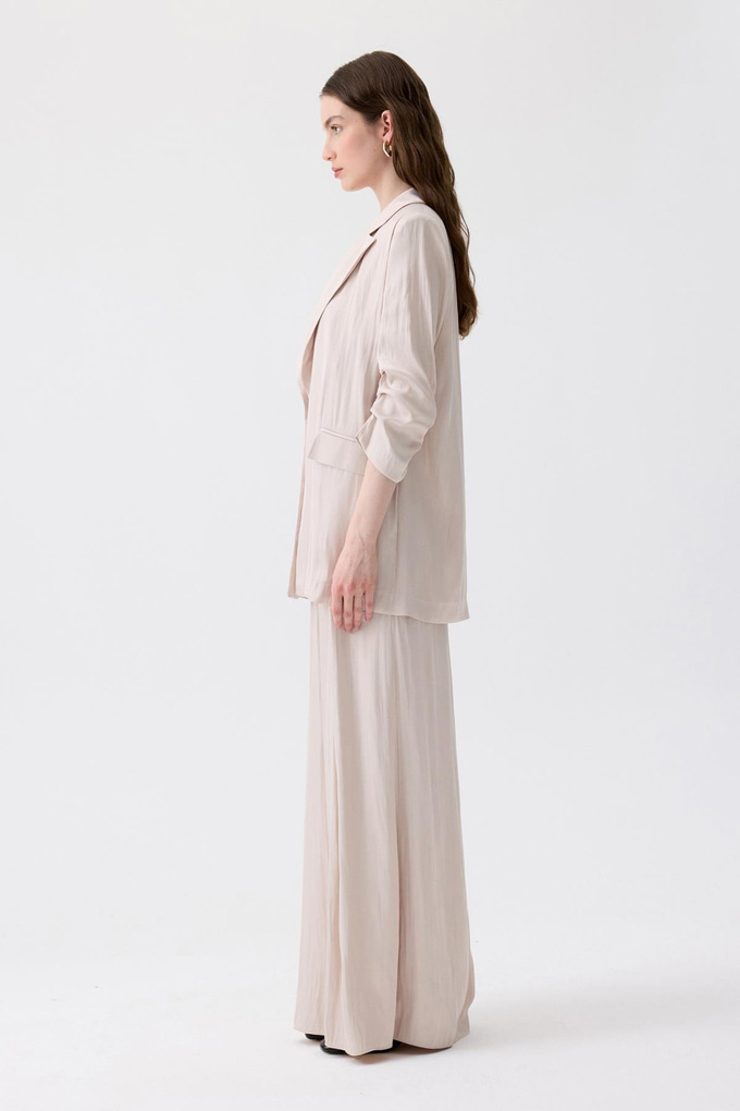 Padded Relaxed Fit Ecru Blazer