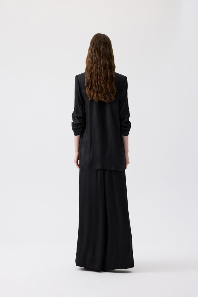 Padded Relaxed Fit Black Blazer