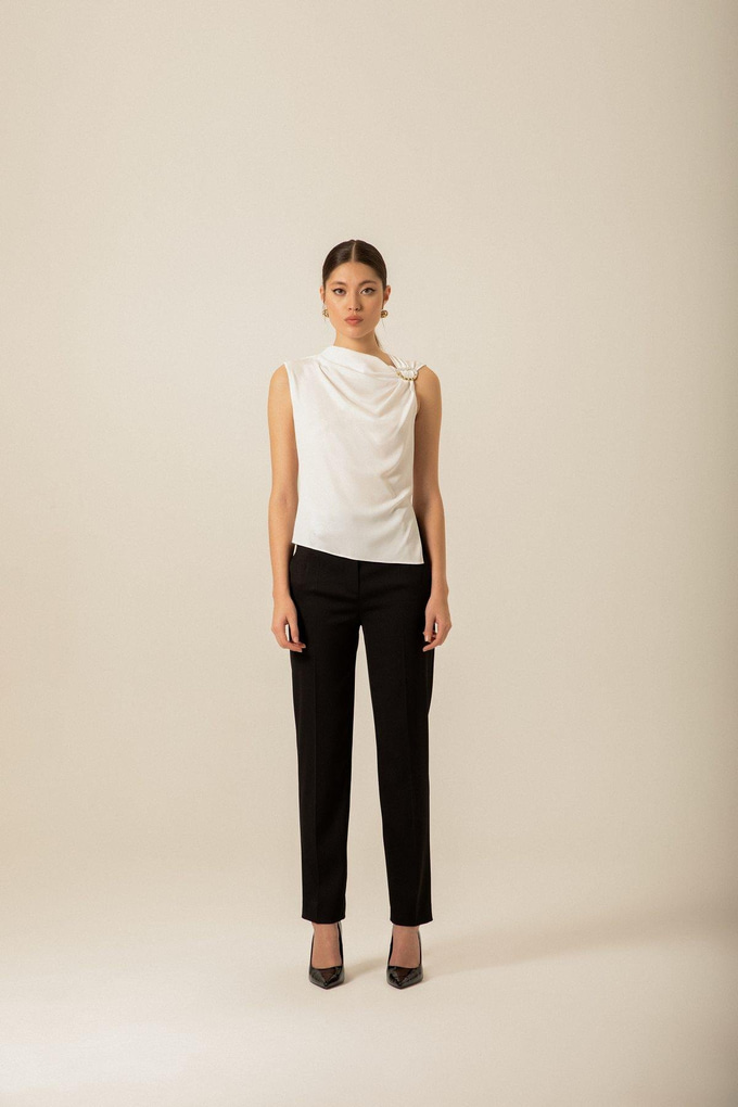 High-Waisted Pocket Seam Detail Camel Trousers