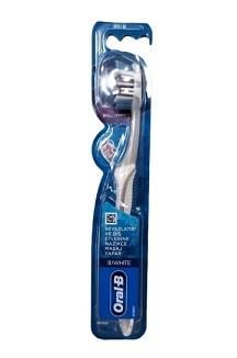Oral-b Diş Fırçası 3 Boyutlu Beyazlık Brilliance 40 Orta