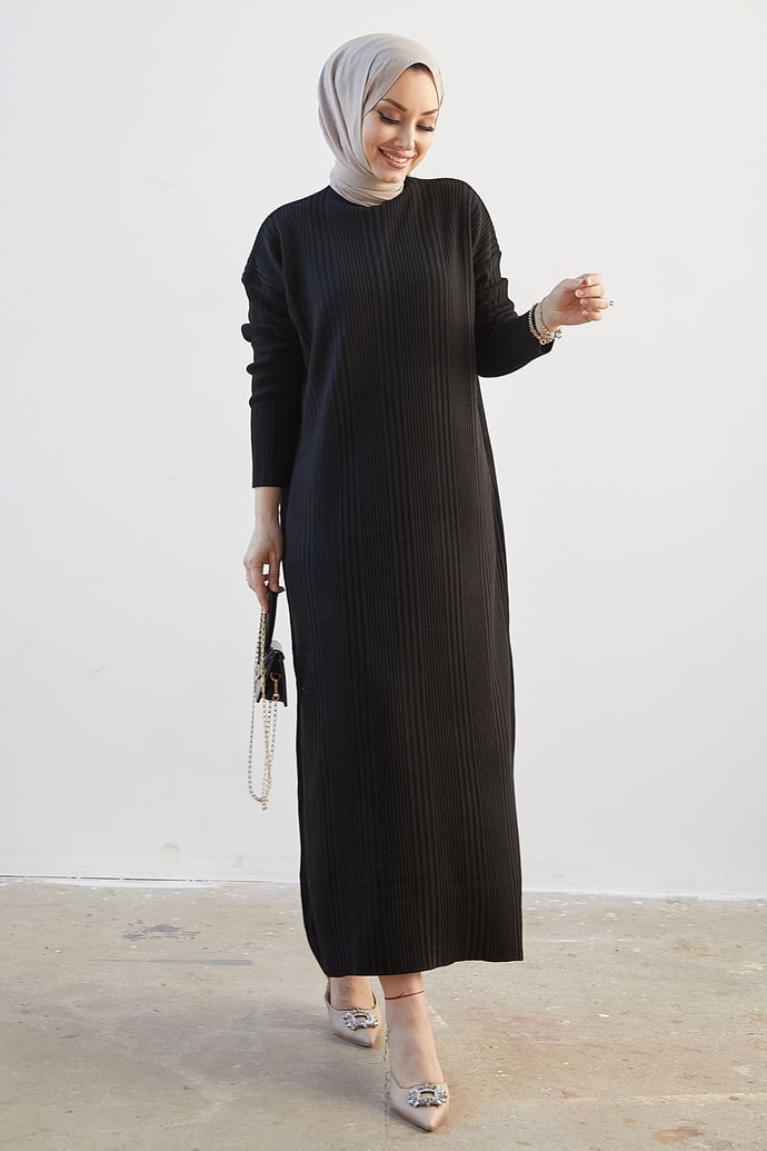 Arissa High Neck Long Knit Dress - Black