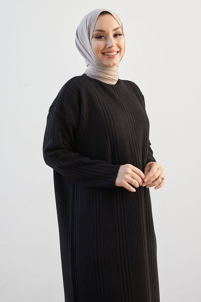 Arissa High Neck Long Knit Dress - Black