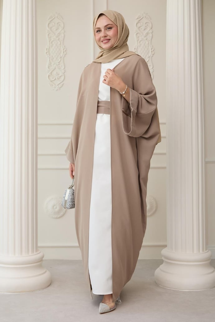 Dökümlü Taşlı Elbiseli Bej Abaya