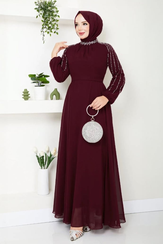 Kolları Taşlı Pullu Koyu Kırmızı Şifon Abiye