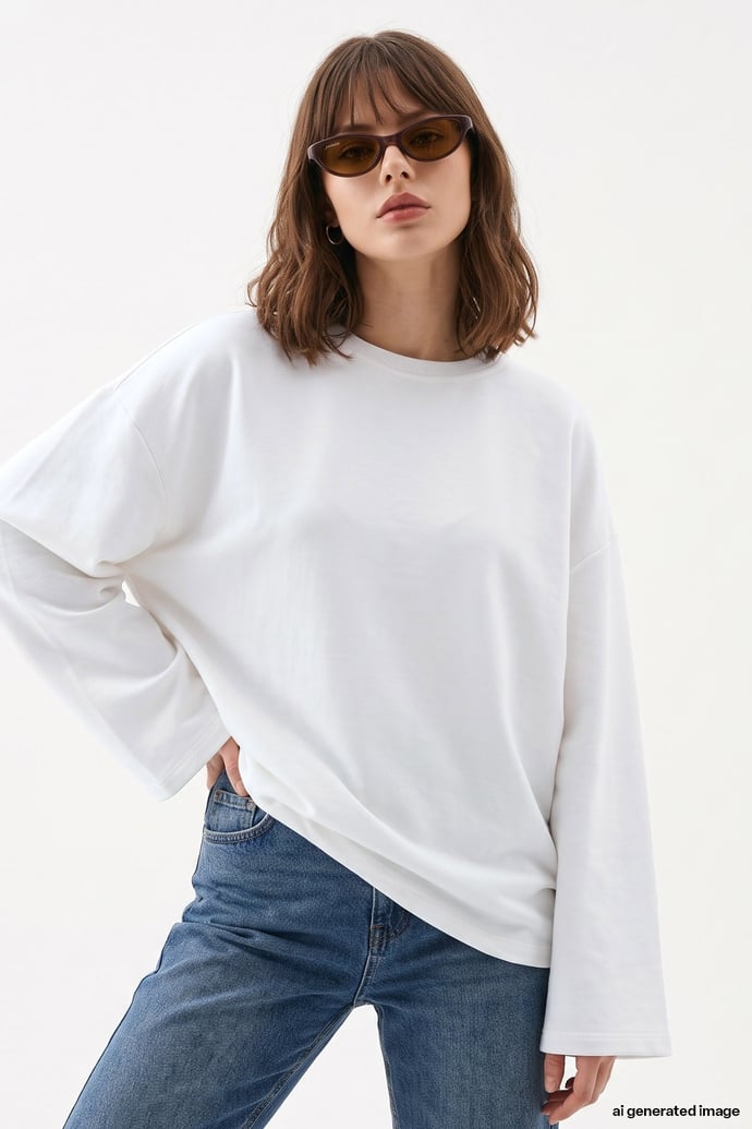 Oversize Geniş Kol Beyaz Sweat