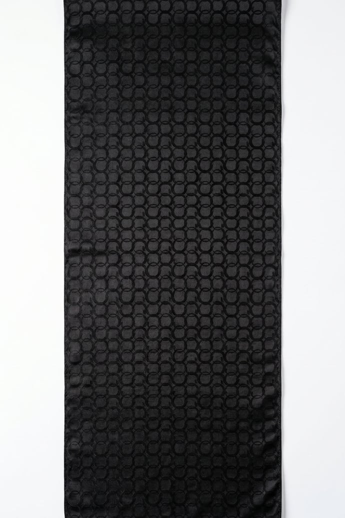 Soft Oval Desenli Siyah Jakar Şal