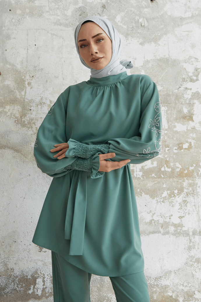 Stone-Detail Balloon Sleeve Satin Suit - Mint