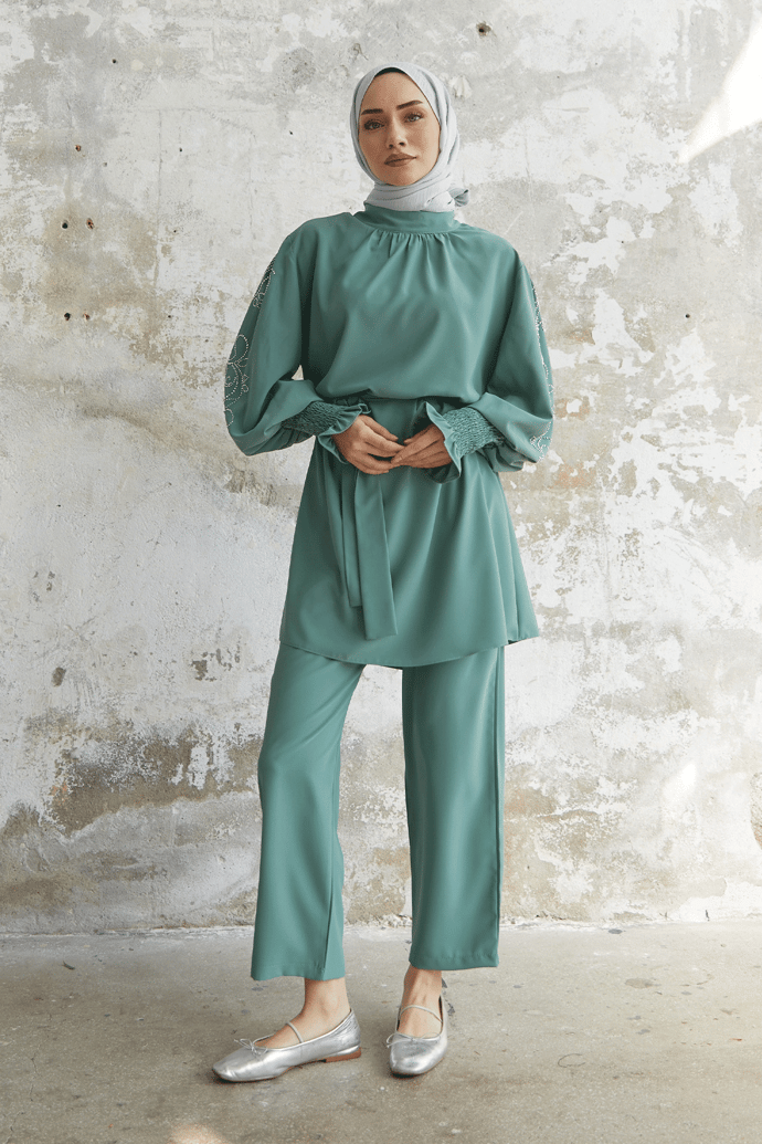 Stone-Detail Balloon Sleeve Satin Suit - Mint
