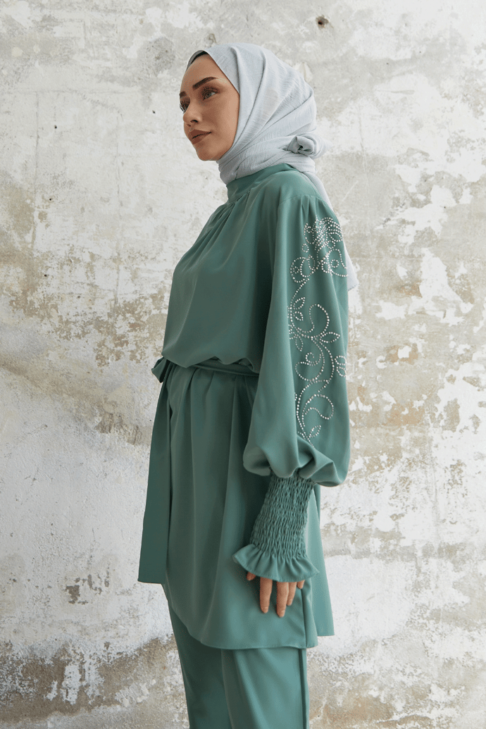 Stone-Detail Balloon Sleeve Satin Suit - Mint