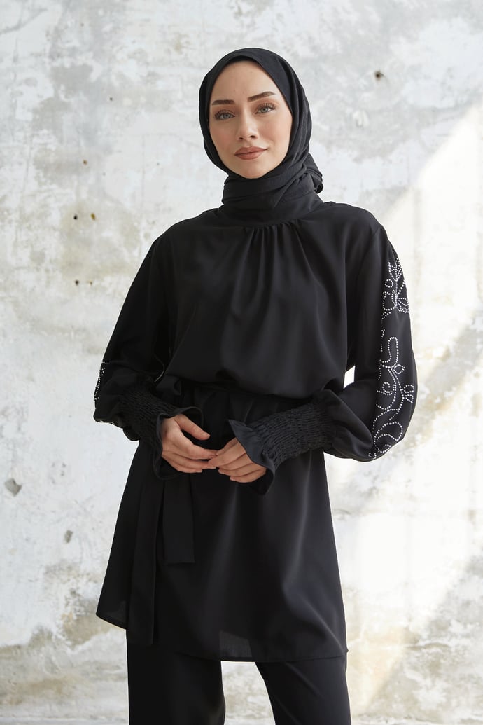 Stone-Detail Balloon Sleeve Satin Suit - Black