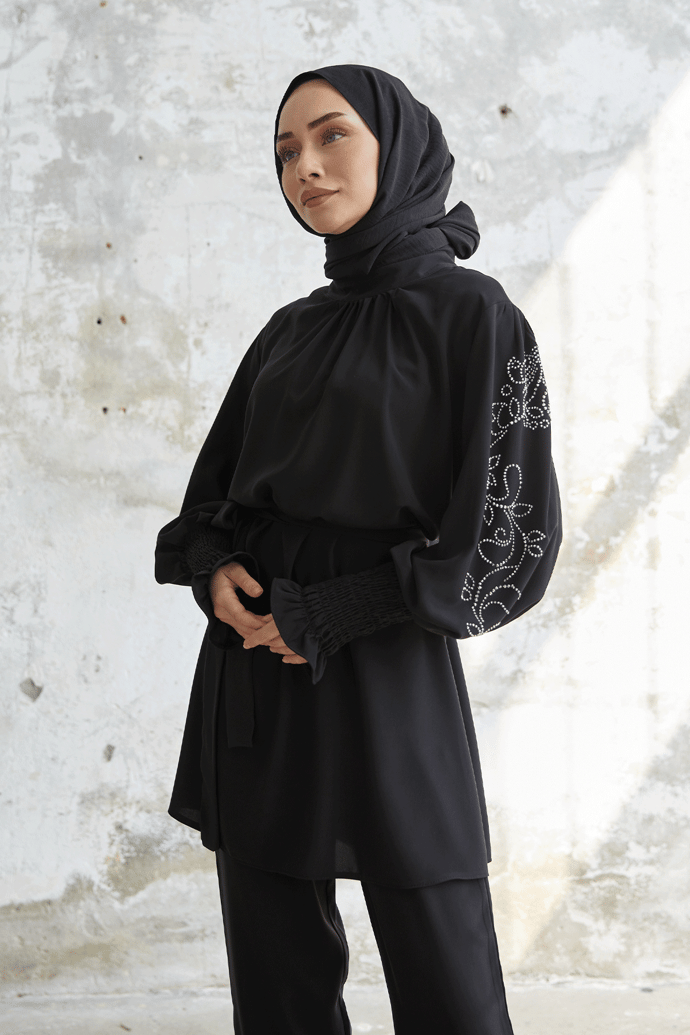 Stone-Detail Balloon Sleeve Satin Suit - Black