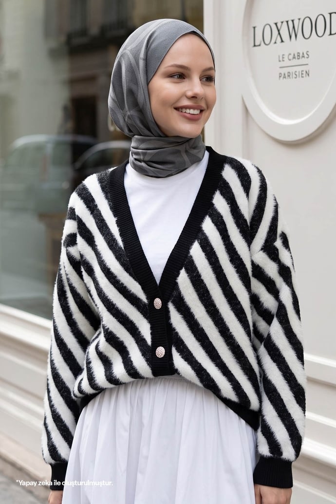 Feather Striped Short Black Knit Cardigan