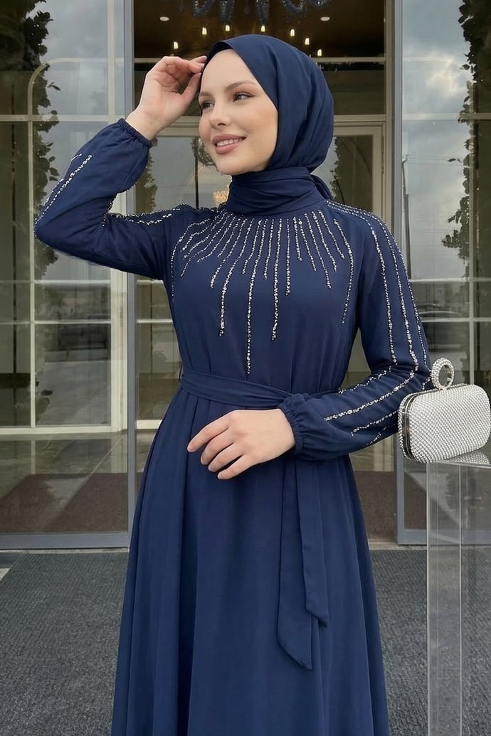 Yakası Kolları Taşlı Lacivert Abiye