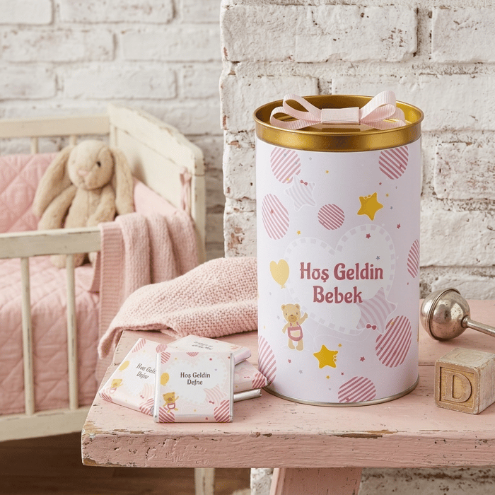 İsimli Kız Bebek Çikolatası Silindir Kutu 300g