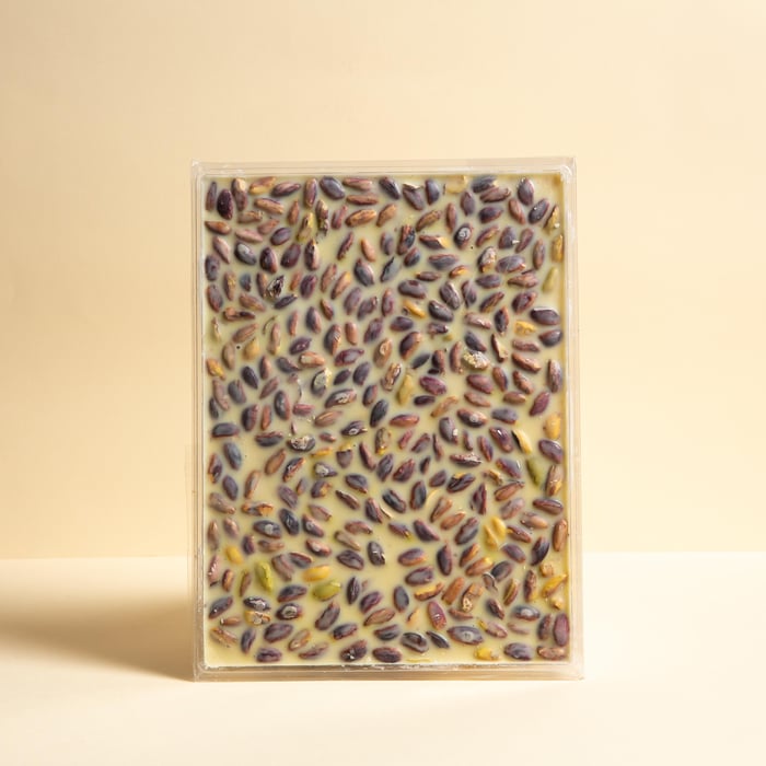 Kır Kır Ye Antep Fıstıklı Beyaz Çikolata 300g