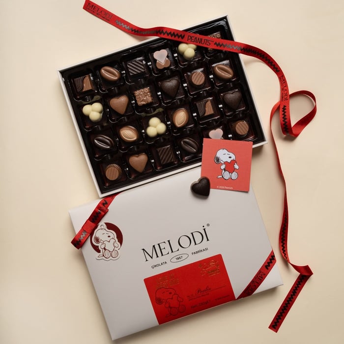 Peanuts Collection Love At First Bite Pralin 230g