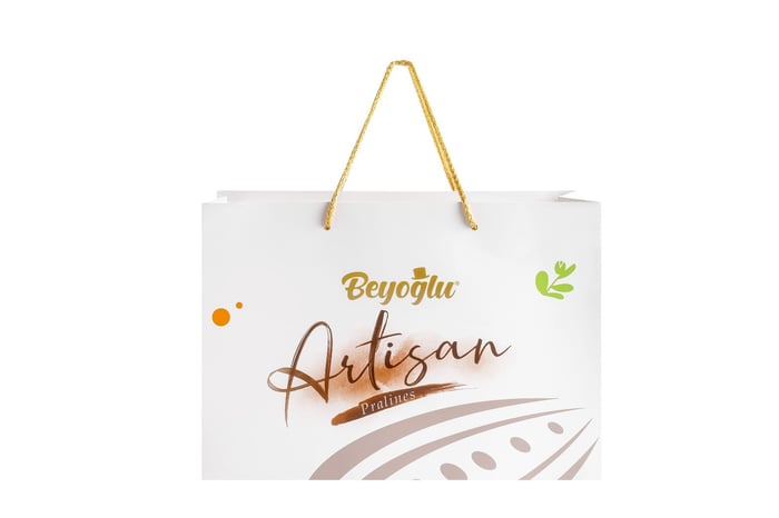 Beyoğlu Artizan Assorted Mini Pralin 350 Gr. Hediyelik Kutu Çikolata - En Lezzetli Çikolatalar burada! Özel indirimlerle beyoglucikolata.com.tr'de. Hemen ziyaret edin ve sevdiklerinize lezzet dolu bir hediye alın!Beyoğlu Artizan Assorted Mini Pralin 350 Gr. Hediyelik Kutu Çikolata