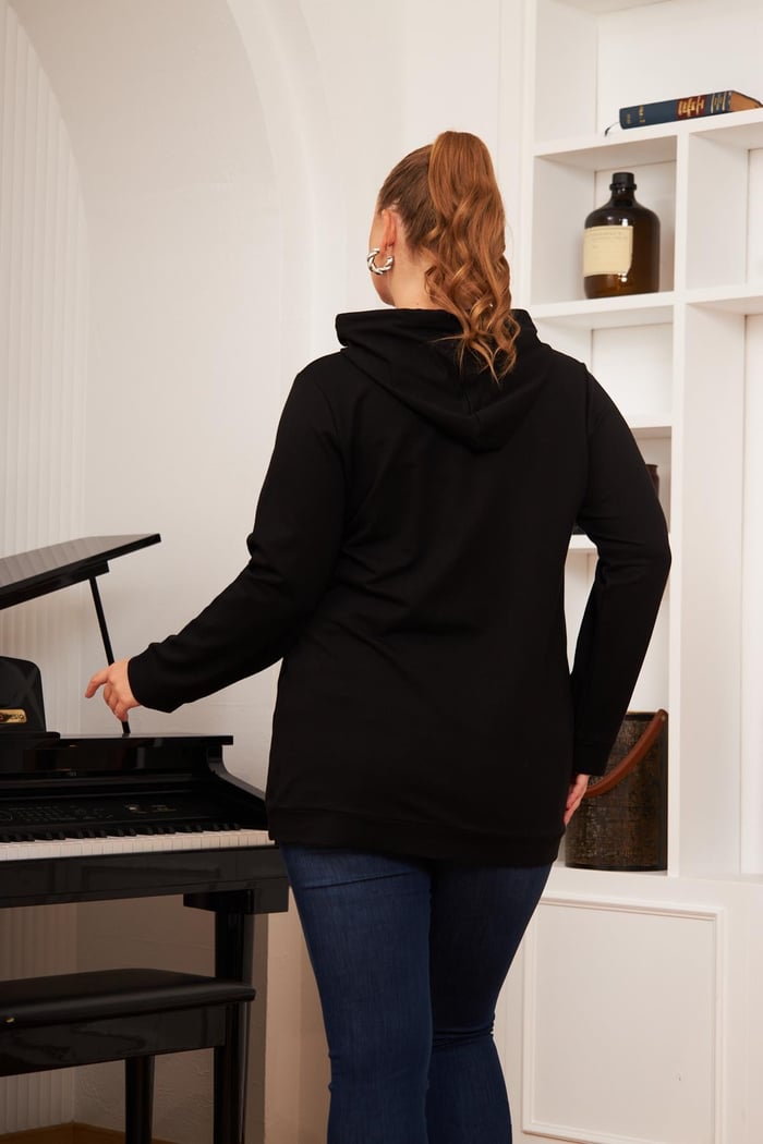 Büyük Beden Taş Baskılı Sweatshirt Koyu Siyah