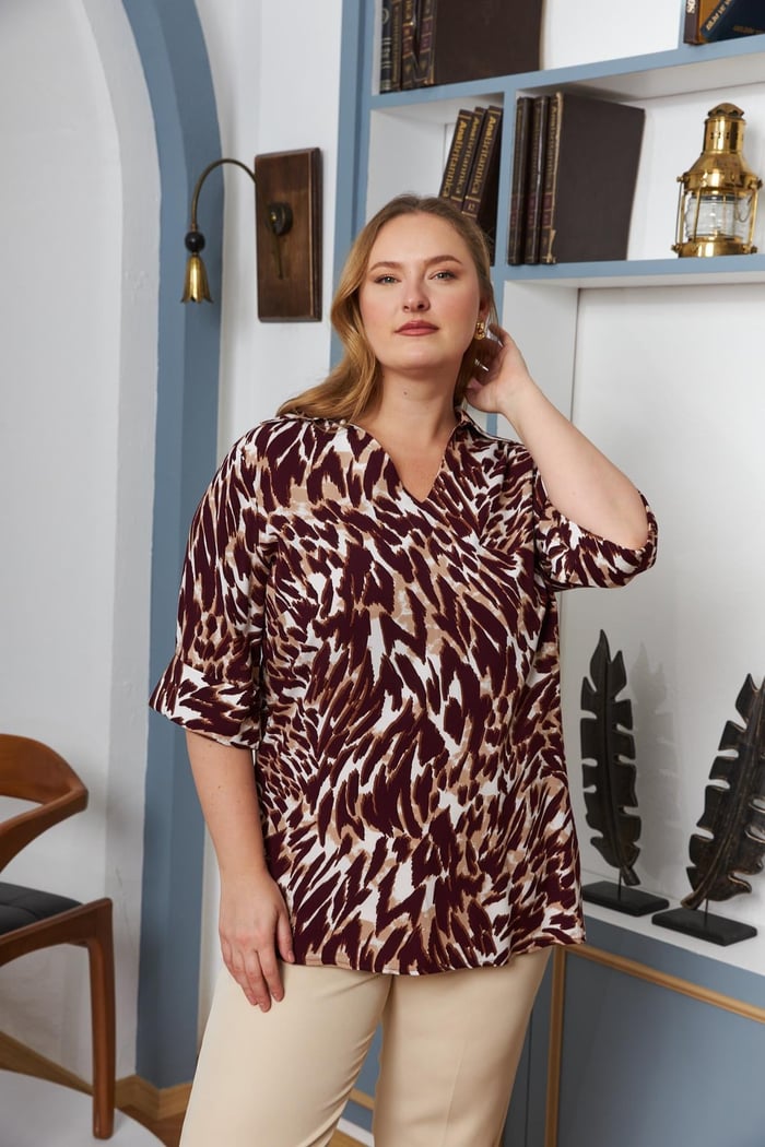 Büyük Beden Kol Katlı Leopar Bluz Bordo