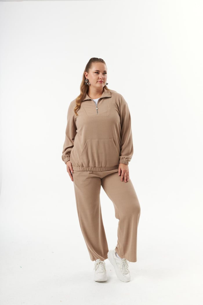 Büyük Beden Yakası Fermuarlı Sweatshirt Vizon