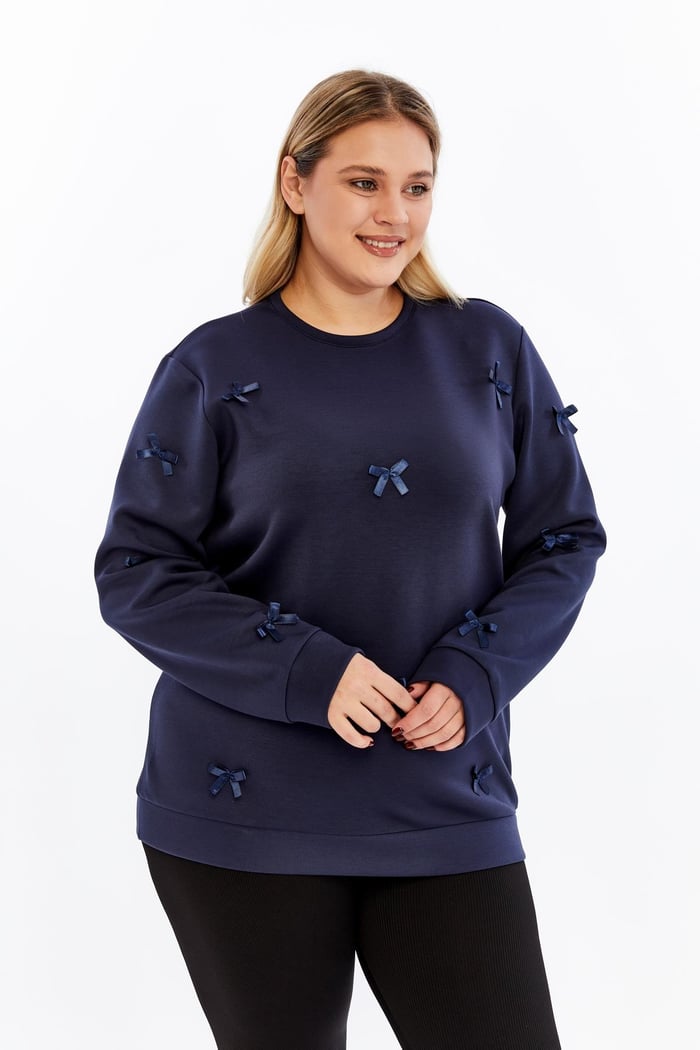 Fiyonk Detaylı Büyük Beden Sweatshirt Lacivert