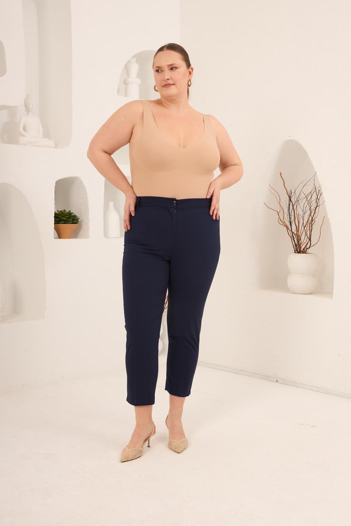 Paça Yırtmaçlı Büyük Beden Gabardin Pantolon Lacivert - RMG