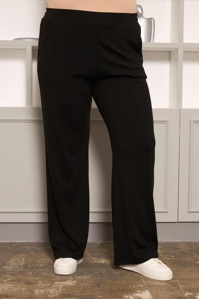 Rahat Kesim Basic Pantolon Siyah