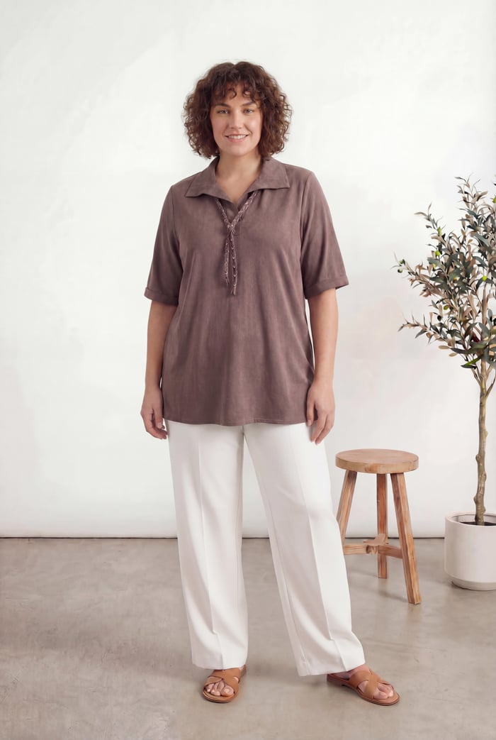 Yaka Bağcıklı Büyük Beden Modal Bluz Kahve - RMG