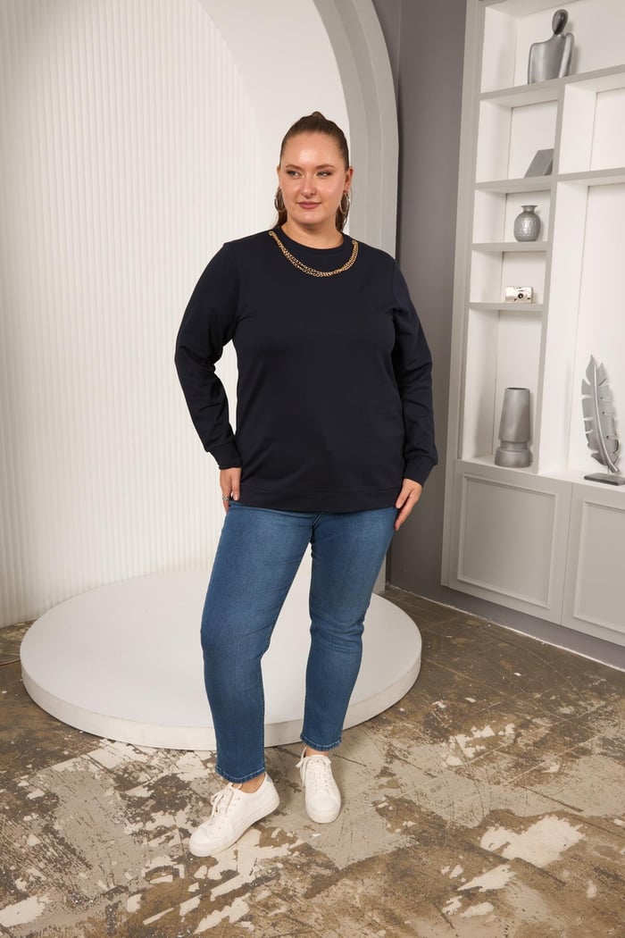 Yaka Zincir Detaylı Büyük Beden Sweatshirt Lacivert