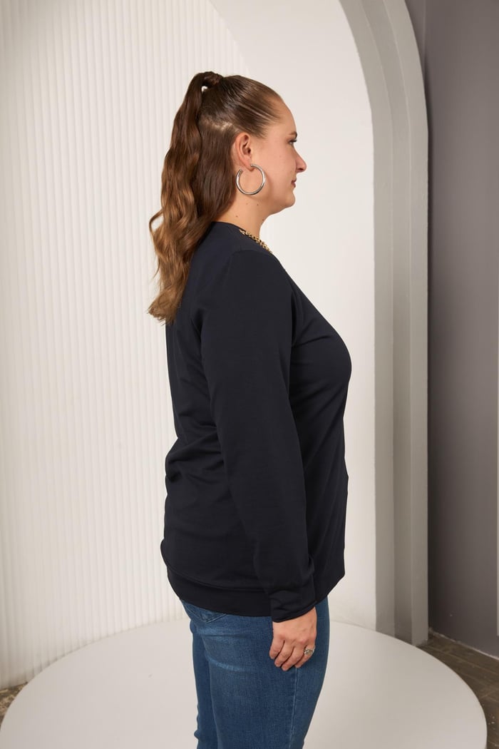 Yaka Zincir Detaylı Büyük Beden Sweatshirt Lacivert