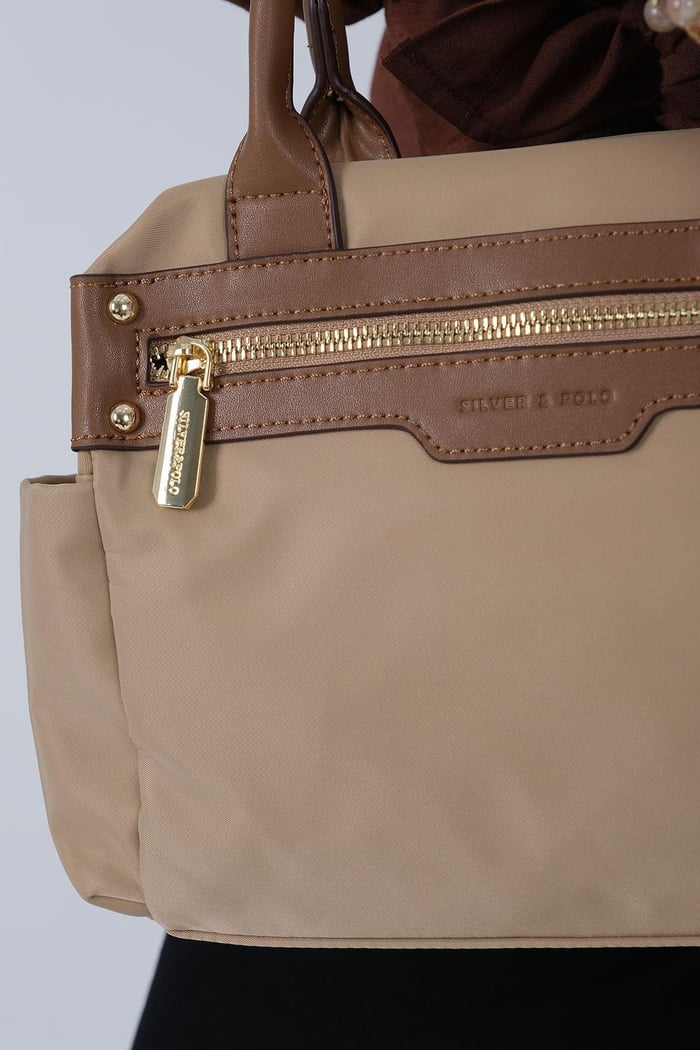 Silver Polo Vizon - Camel Saten Kadın El Çantası SP1219