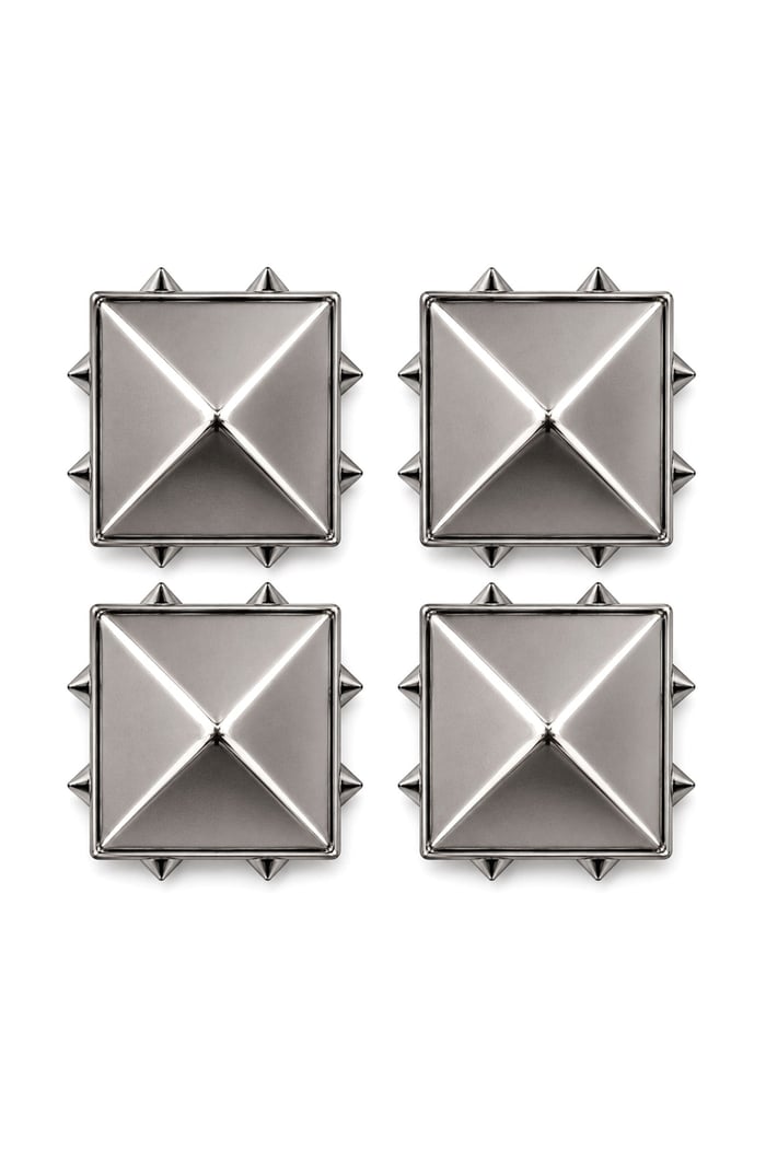Süs Tırnaklı Gümüş Renk Çakma Kare Piramit 5 mm 20 Adet Metal Trok