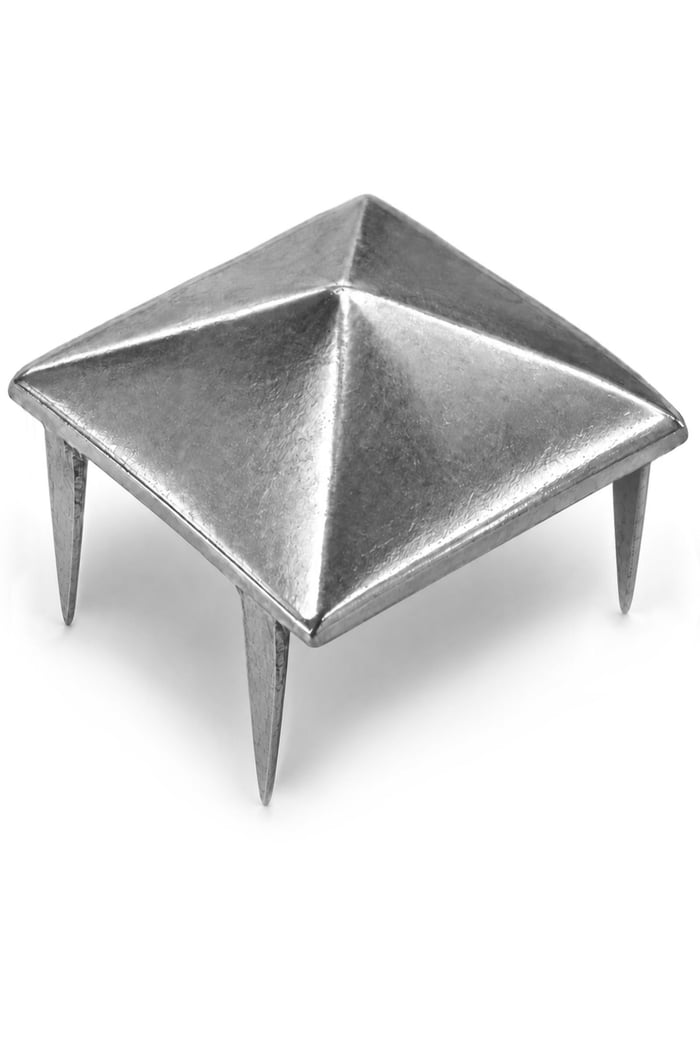 Süs Tırnaklı Çakma Kare Piramit 10mm 20 Adet Metal Trok