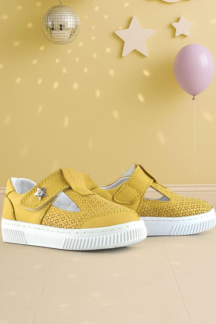 Rakerplus Bheem Genuine Leather Yellow Velcro Star Detailed Baby Sandals R625-SADT.25