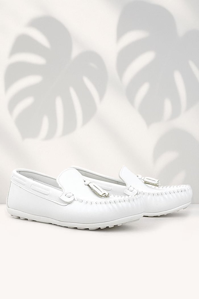 Rakerplus White Moccasin Boys' Shoes