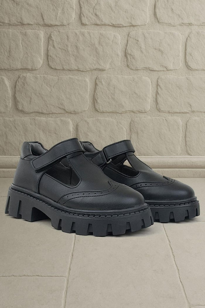 Rakerplus Black Matte Velcro Girls School Shoes 910-SM.31