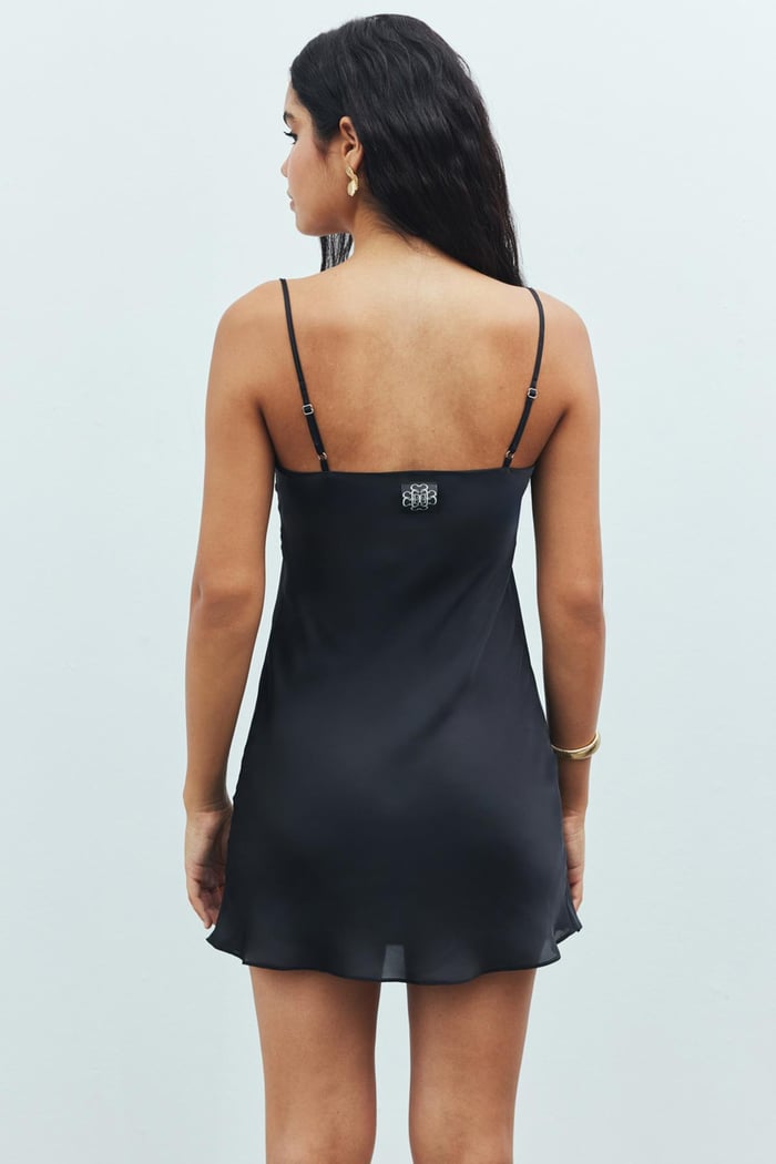 Aveugle Tulle Detailed Satin Black Strap Short Nightgown
