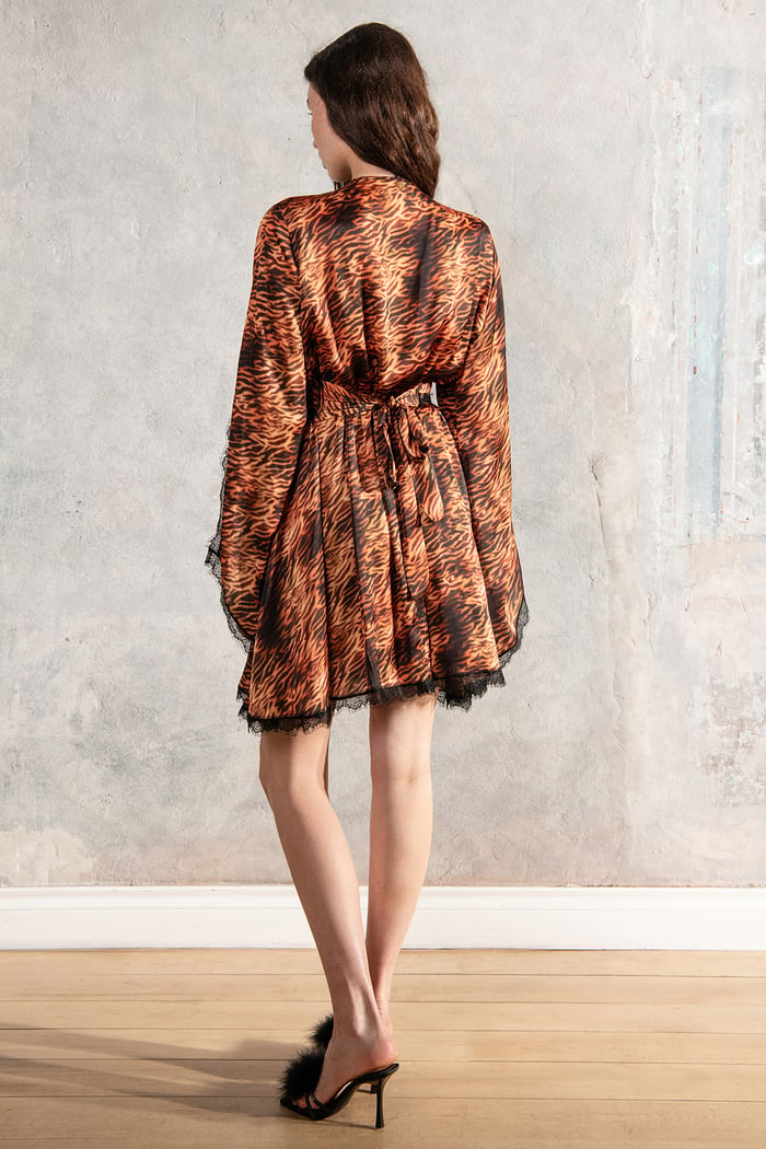 Lioran Desenli Dantel Detaylı Kısa Saten Sabahlık / Kimono
