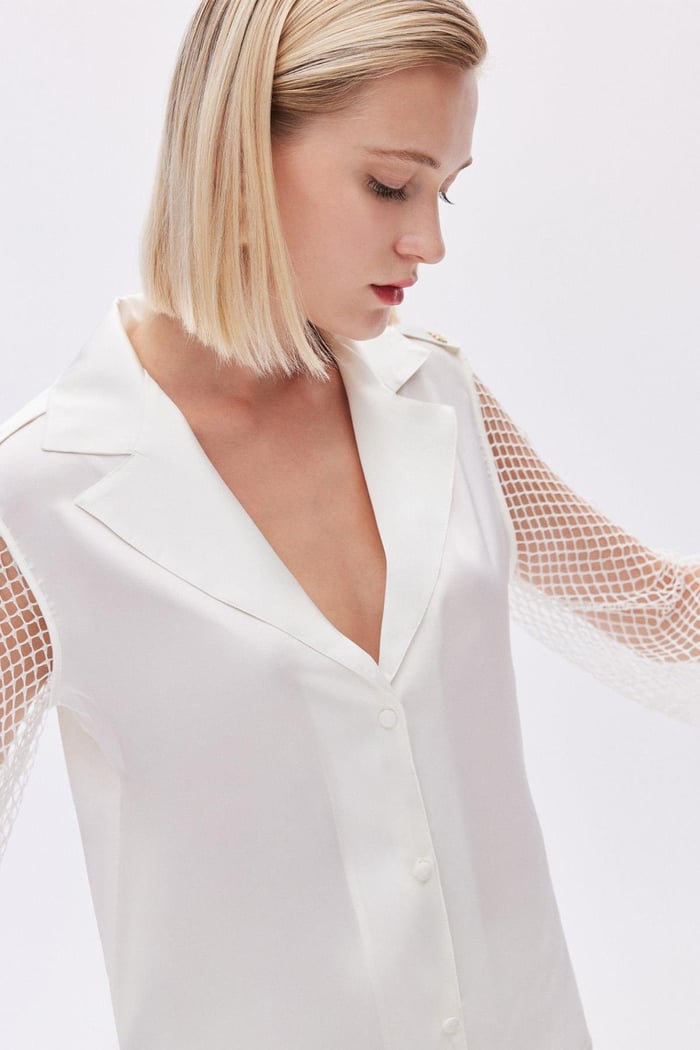 Calla Lily Ekru Dantel Detaylı Uzun Saten Pijama Takımı