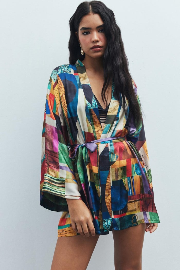 Fumée Satin Coloré Patterned Short Morning Gown / Kimono