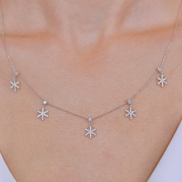 Işıltılı Kristaller Choker Gümüş Şans Kolye