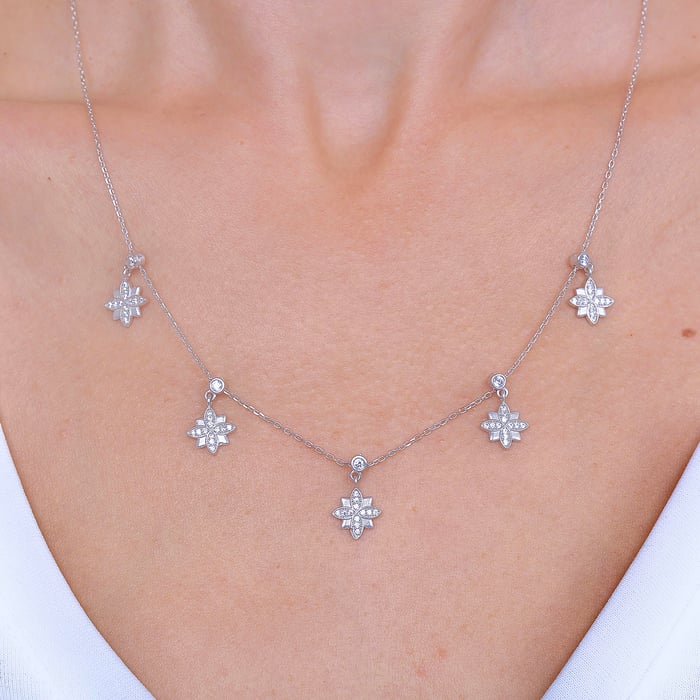 Işıltılı Lotus Choker Gümüş Şans Kolye
