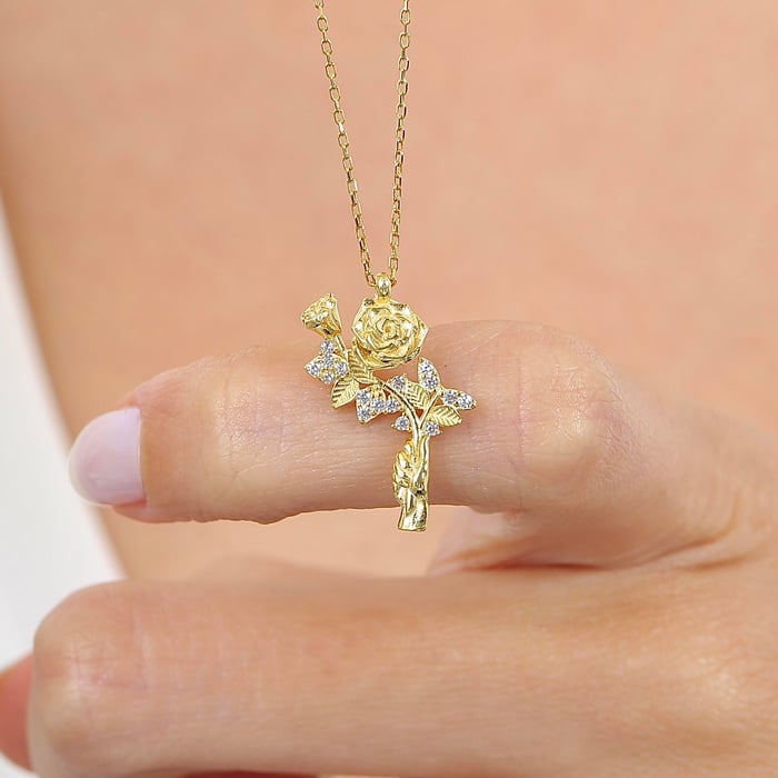 Işıltılı Sadakat Buketi Gold Renk Gümüş Kolye