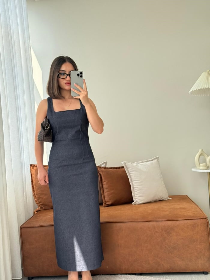 Kare Yaka Denim Elbise