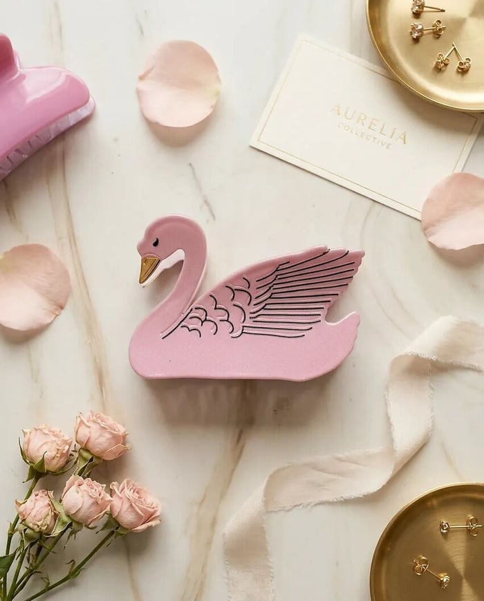 Swan Mandal Toka