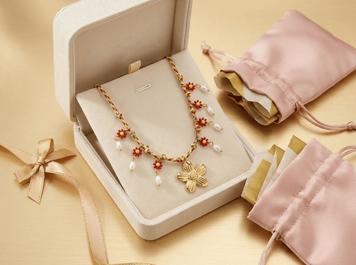 VIP Aloha Charm Kolye