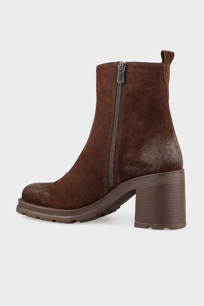 Kahve Deri Kadın Günlük Bot