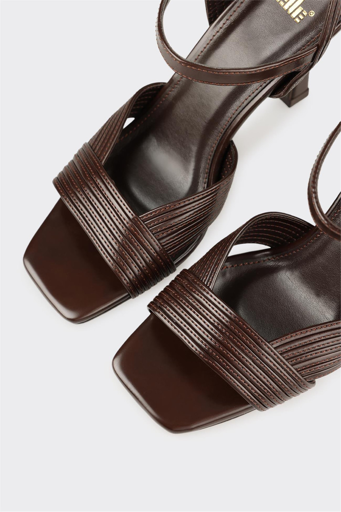 Kahve Kadın Topuklu Sandalet