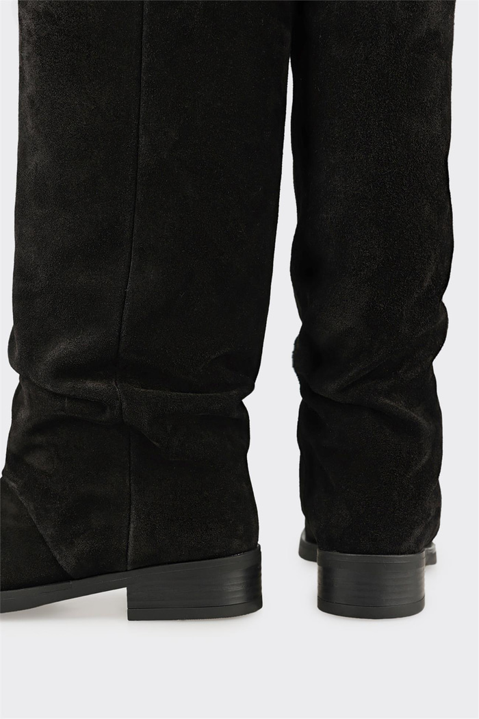 Siyah Deri Kadın Çizme