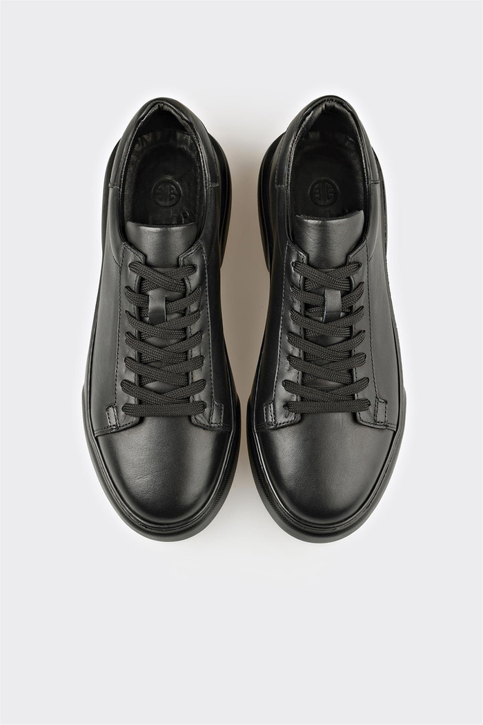 Siyah Deri Erkek Günlük Ayakkabı